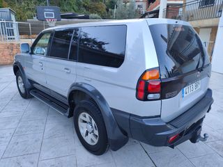 Mitsubishi Montero 2002