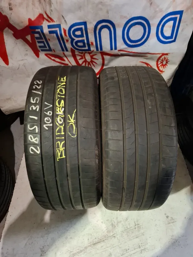 285/35 R22 106V Bridgestone Ruedas Semiusadas