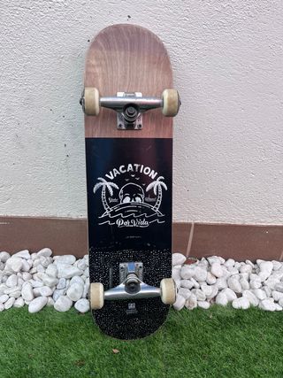 Skate Globe con ejes Tensor