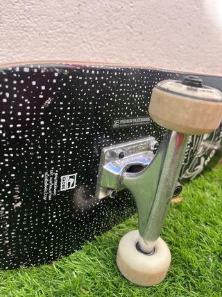 Skate Globe con ejes Tensor