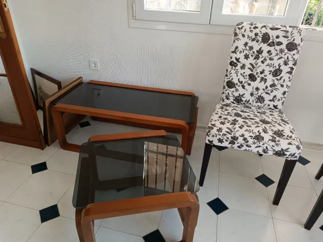 Mesas auxiliares salón madera y cristal