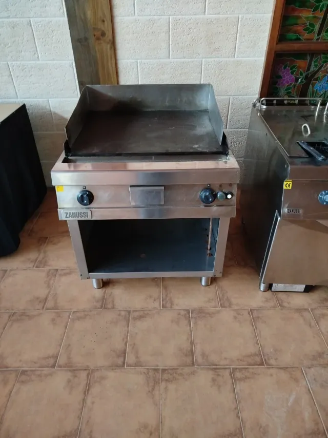 Plancha Industrial Zanussi