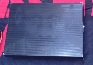 Jordan 4 Rare Air Negro Rojo