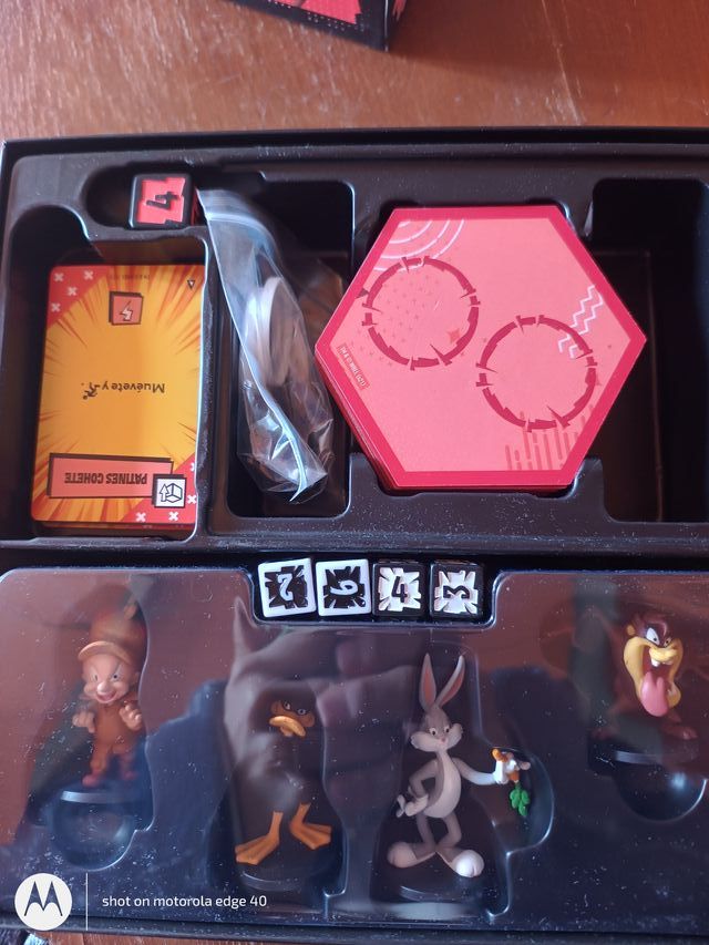 Juego de mesa Looney Tunes Mayhem