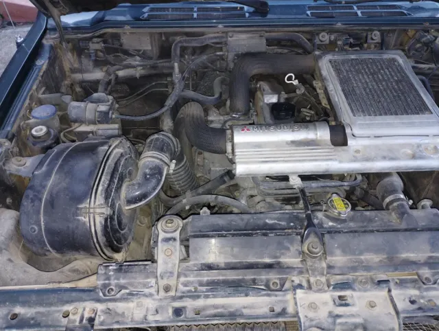 Mitsubishi Montero 1996