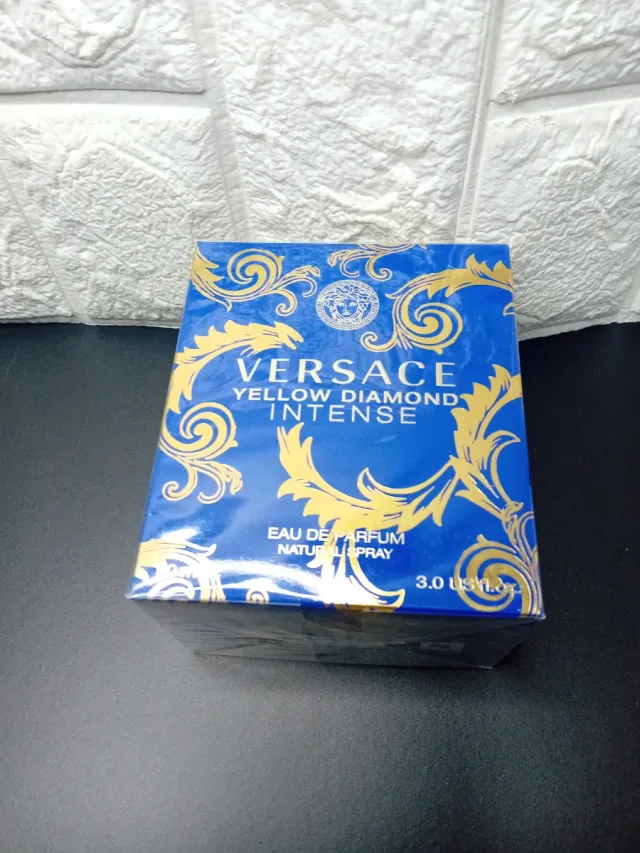 Versace Yellow Diamond Intense EDP 90ml