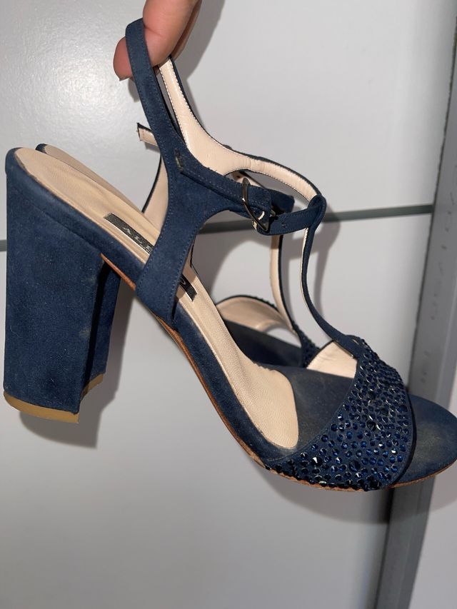 Zapatos de tacón Albano azul con pedrería