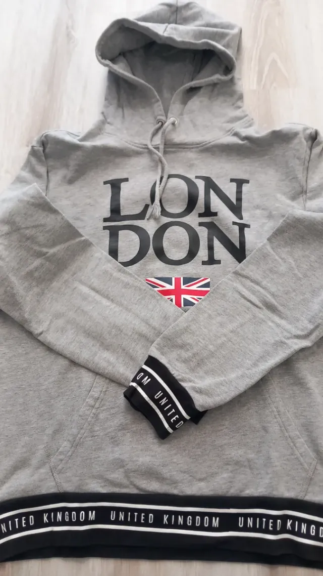 Felpa con cappuccio London