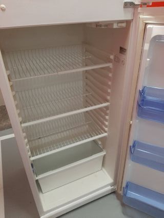 Nevera blanca Whirlpool