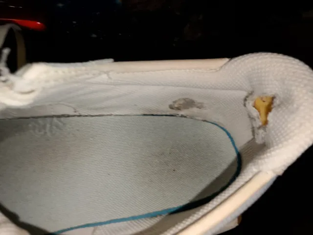 New Balance 327 Beige/Gris UNISEX.