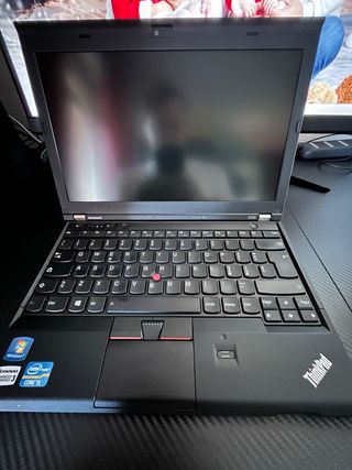 Lenovo ThinkPad X230 +docking station + caricatore