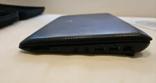 Mini portátil Asus Eee PC 1001HA