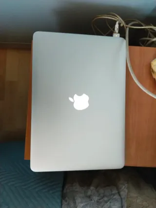 MacBook Pro Intel Core i5 8GB RAM