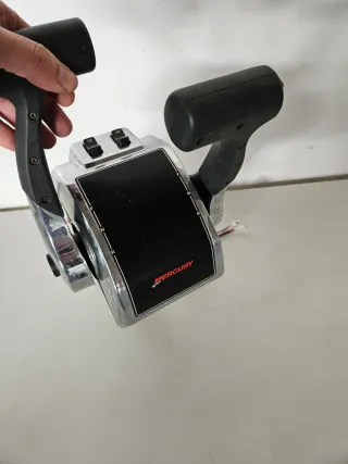 Monoleva Mercury 2 Motori Fuoribordo