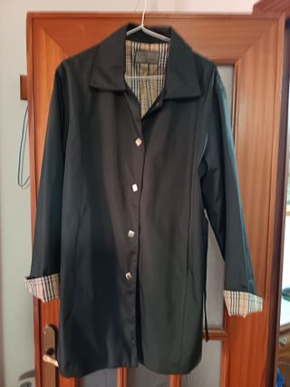 Gabardina cuadros beige y negra