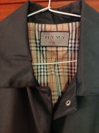 Gabardina cuadros beige y negra