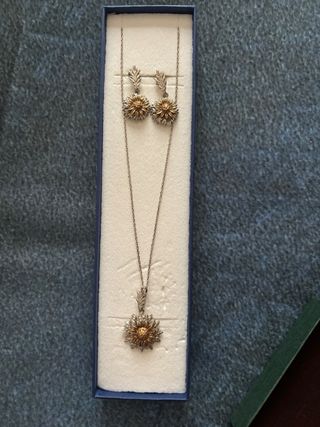 Conjunto Eguzkilore: Colgante y Pendientes