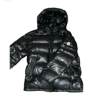Chaquetas Negras Brillantes