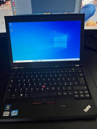 Lenovo ThinkPad X230 +docking,senza caricatore