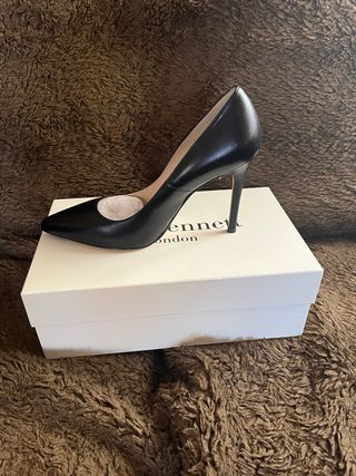 Zapatos tacón LK Bennett negros sin estrenar