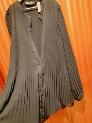 Camisa Zara Talla S Plisada Negra