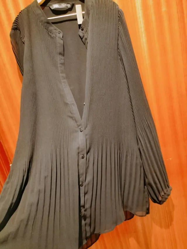 Camisa Zara Talla S Plisada Negra