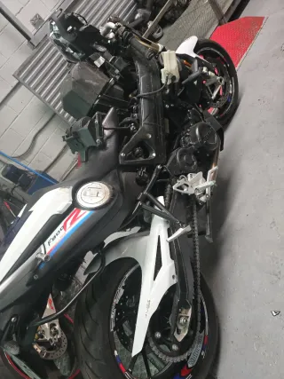 Despiece BMW F800 R