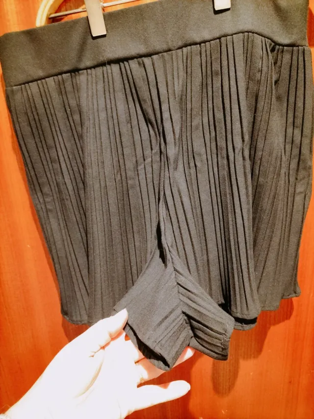 Falda pantalón negra talla M