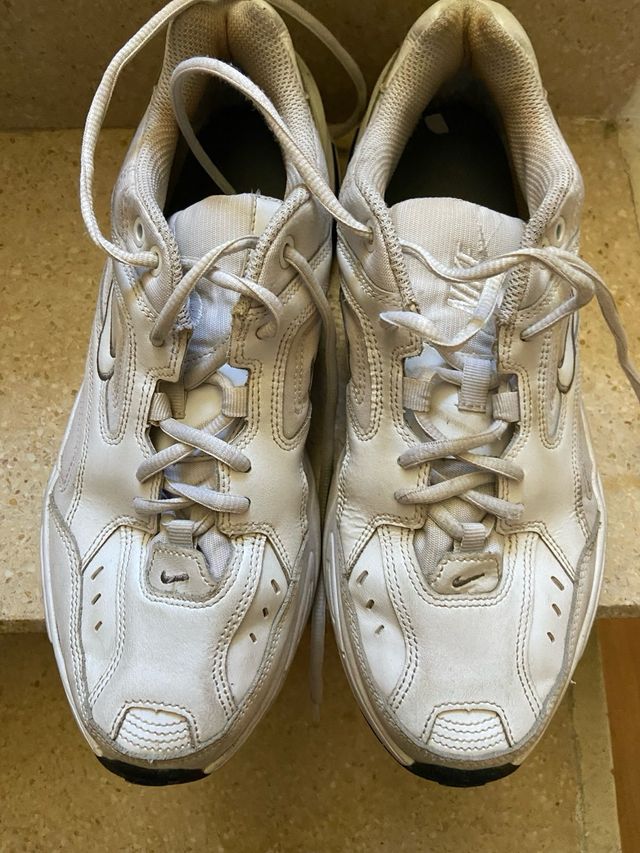 Deportivas Nike Talla 42, unisex Precio negociable