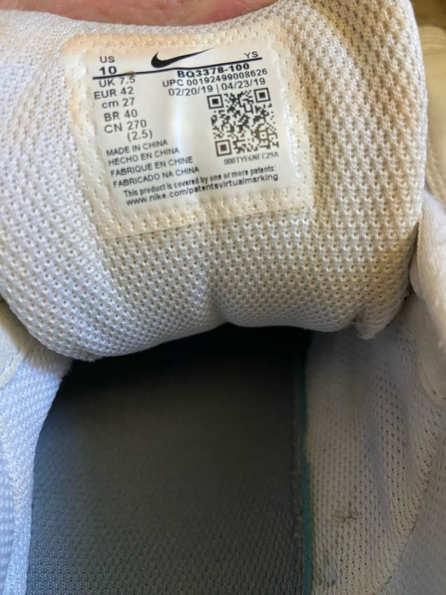 Deportivas Nike Talla 42, unisex Precio negociable