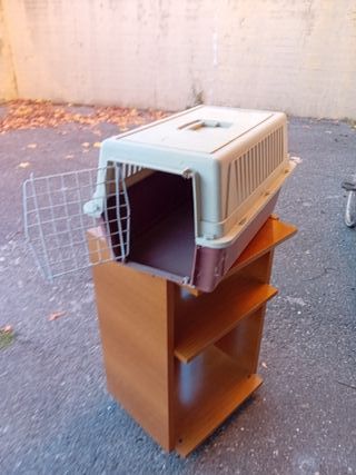 Cuccia per gatti beige e marrone