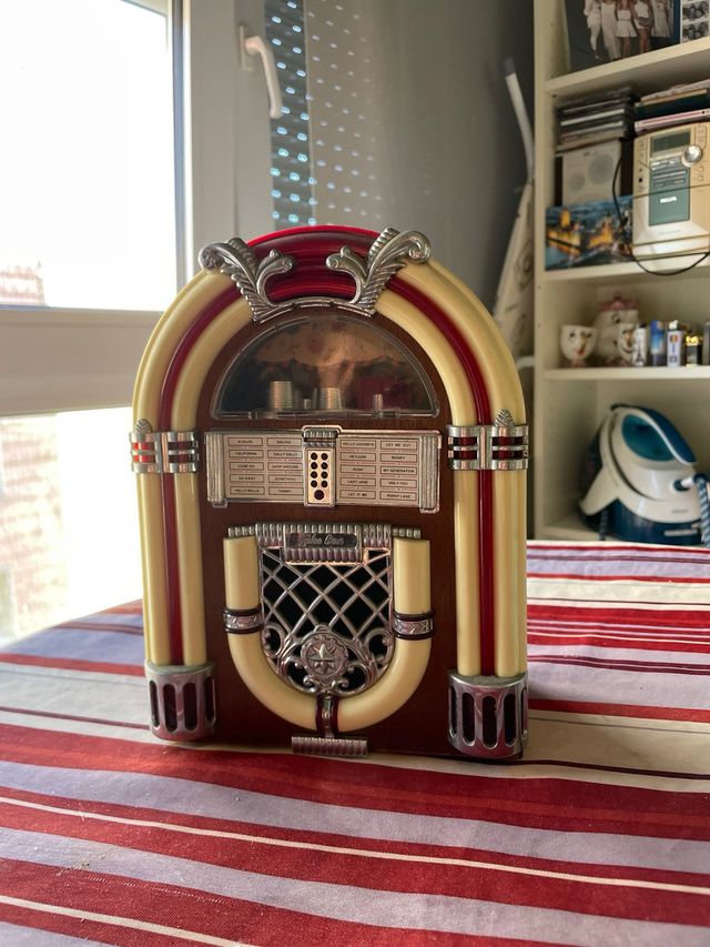 Radio Jukebox Vintage Retro