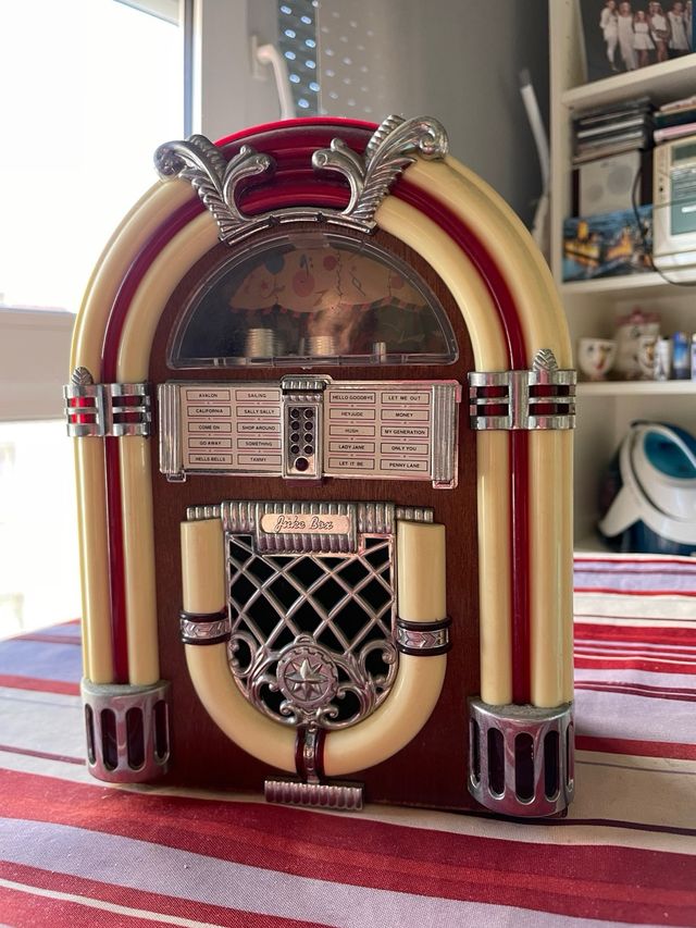 Radio Jukebox Vintage Retro