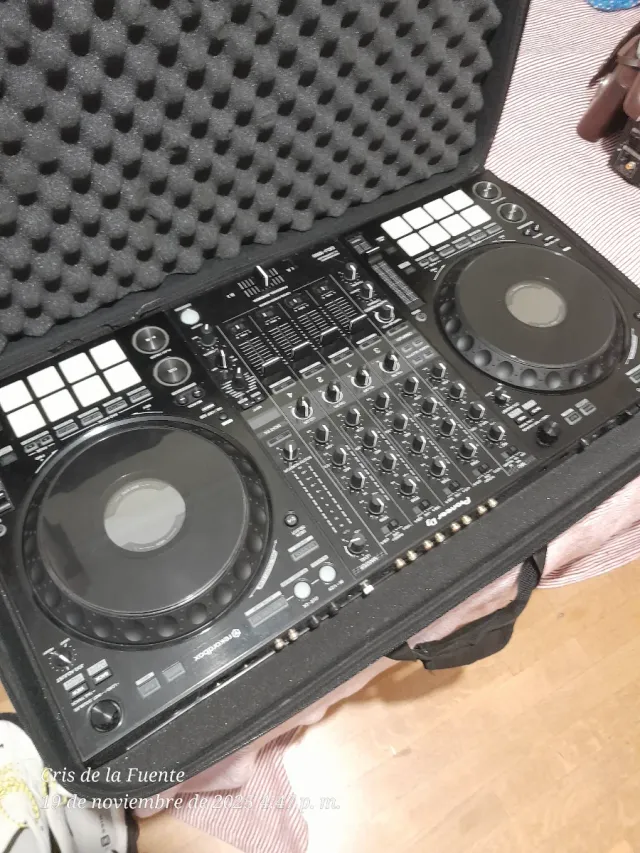 Controller DJ Pioneer DDJ-1000