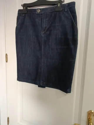 Falda azul vaquera Zara