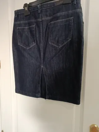 Falda azul vaquera Zara