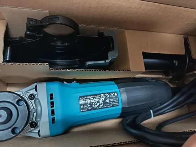 Amoladora Radial Makita GA4530R 115mm