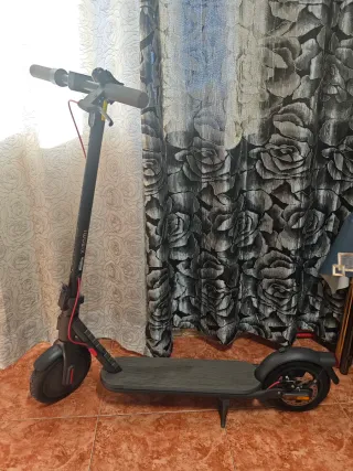 Patinete Xiaomi Scooter 4