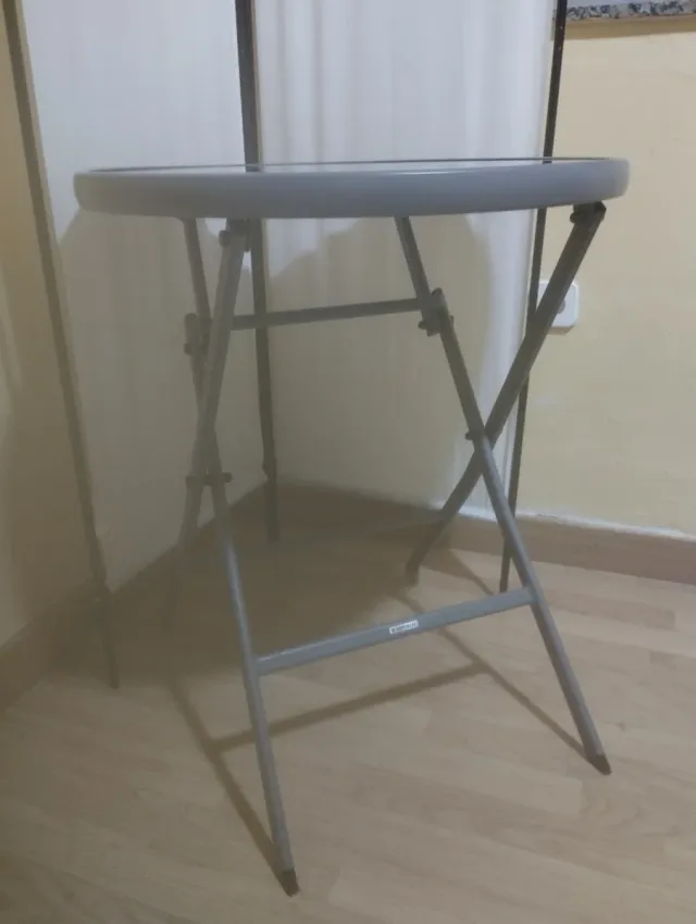 TAVOLO ACCIAIO LACATO CON VETRO TEMPERATO PIEGHEVOLE LEROY