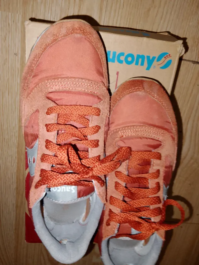 Zapatillas Saucony rojas