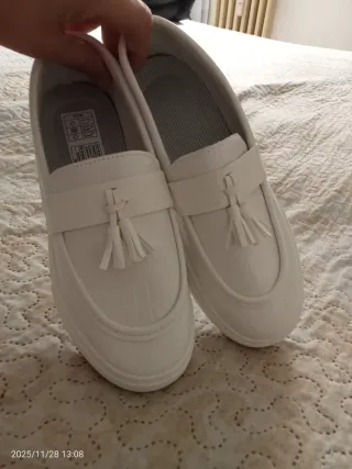 Mocasines blancos niño NUEVO sin estrenar sin usar