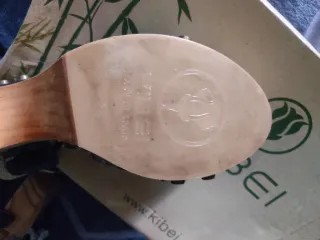 Sandalias kibei  Beige y Negras tacón alto madera