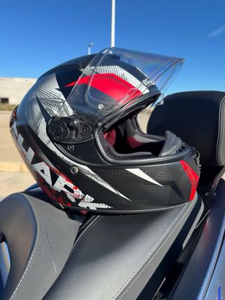 Casco Integral Shark Talla L en buen estado.
