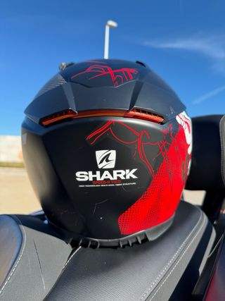 Casco Integral Shark Talla L en buen estado.