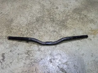 Manillar MTB 570mm 25,4mm Negro