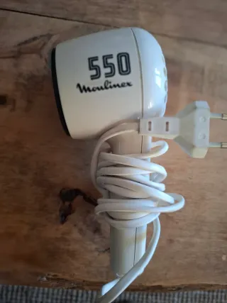 Mini secador Moulinex 550