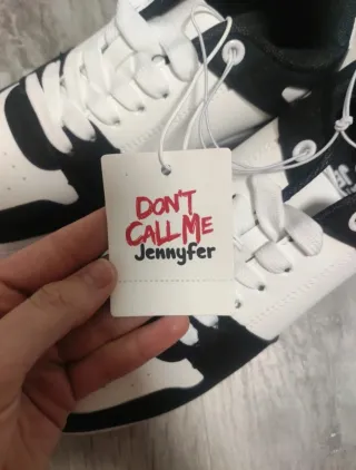 Zapatillas Jennyfer Blancas y Negras, 39. Nuevas