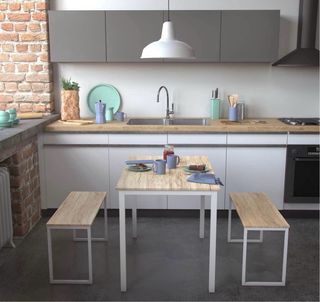 Set tavolo e panche da cucina in legno