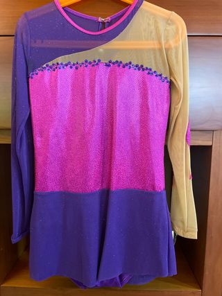 Mallot patinaje artístico morado y rosa