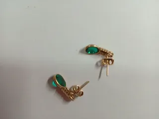 Pendientes oro piedra verde y circonita